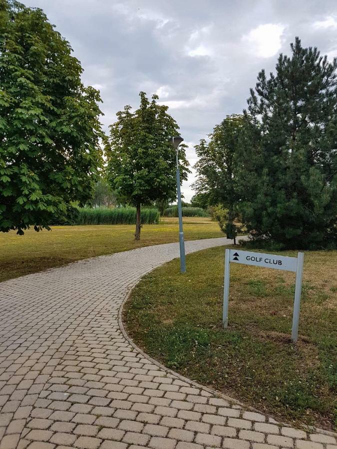 Eliza 1 Birdland Golf Apartman Bük Esterno foto